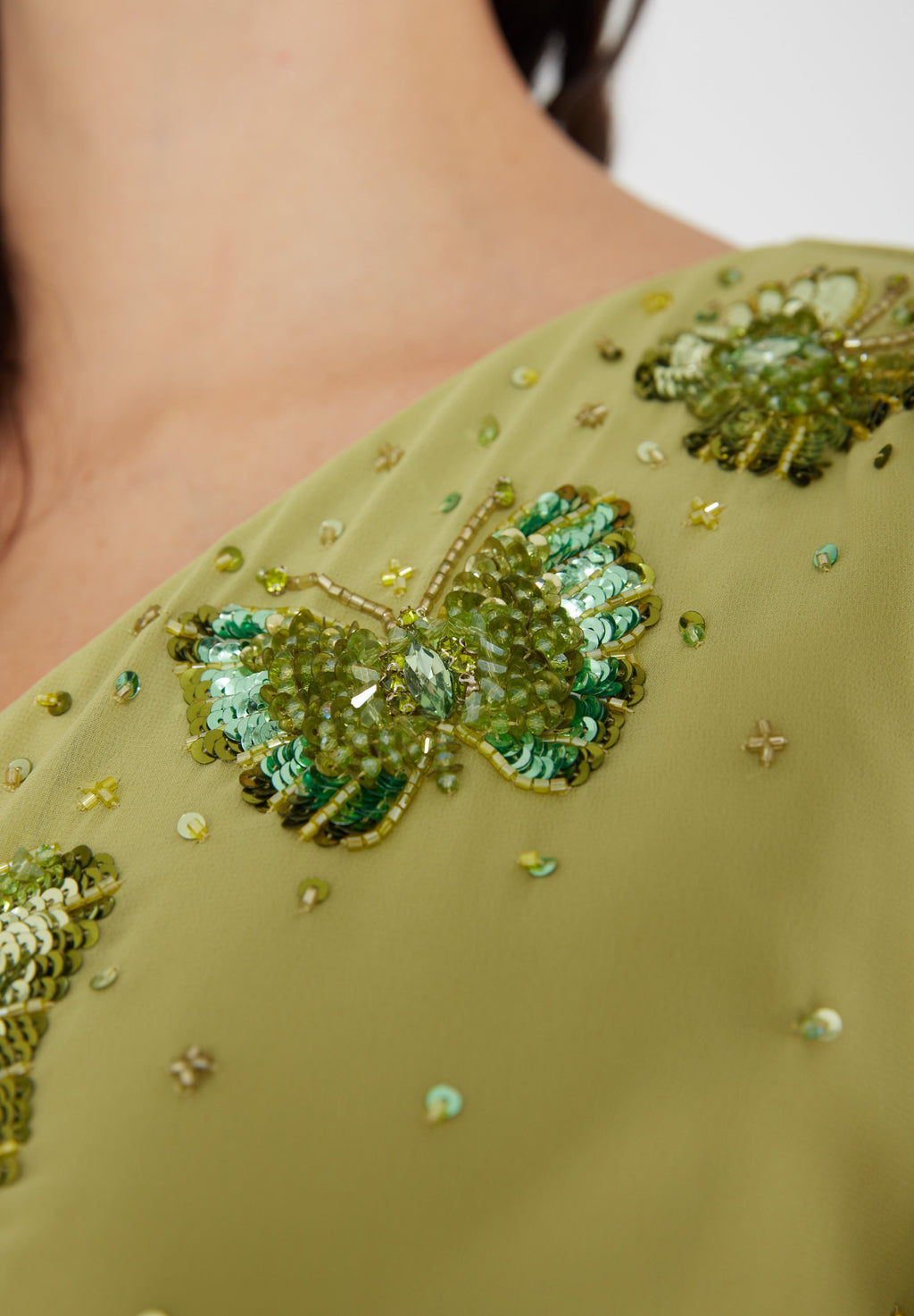 Stunning Embroidered Chiffon Loose Fit Jalabiya With V-Neckline And Flared Sleeves