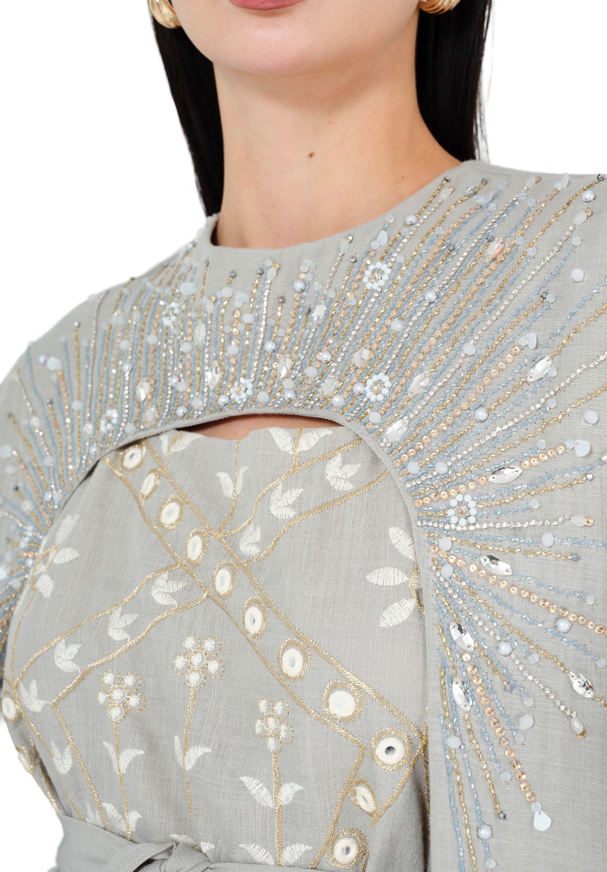 Embellished Grey Jalabiya with Flowing Cape