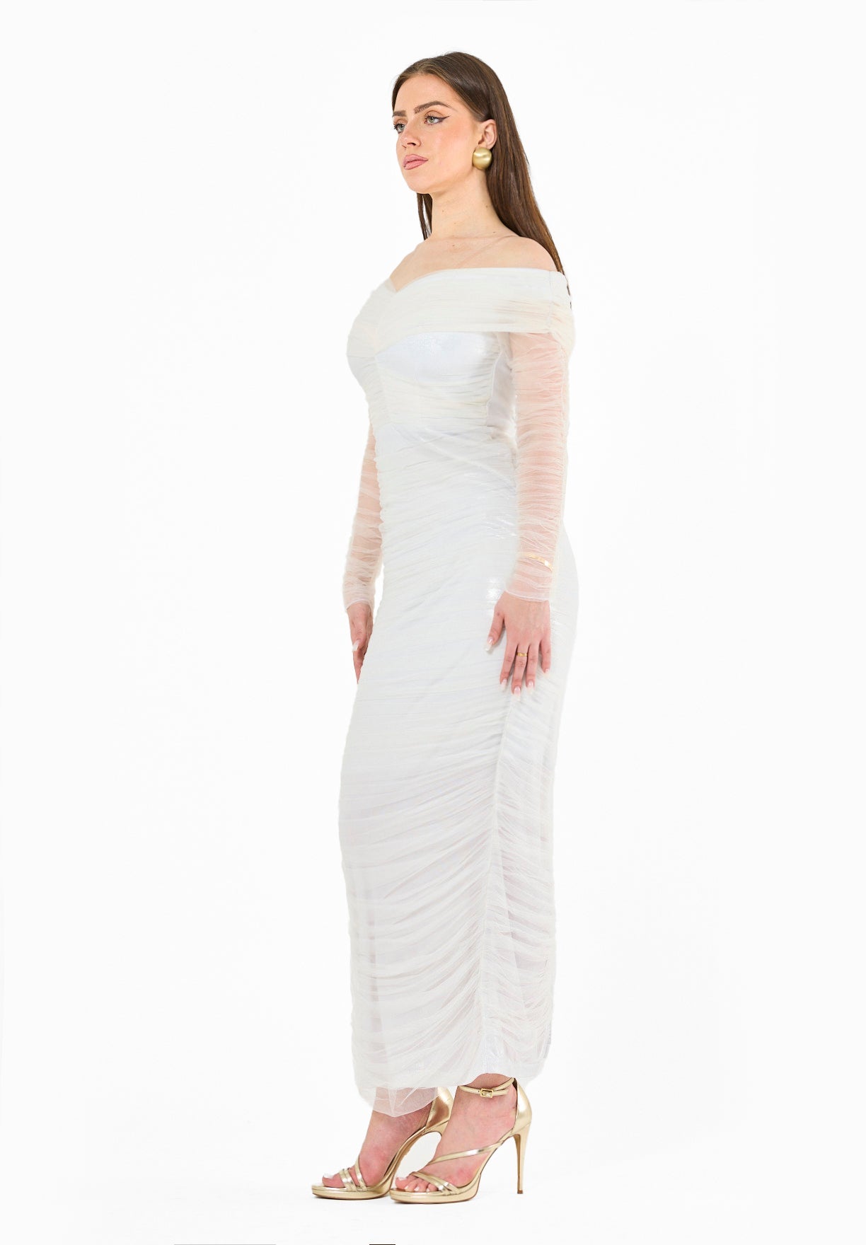 Elegant Off-Shoulder Ruched Tulle Bodycon Gown