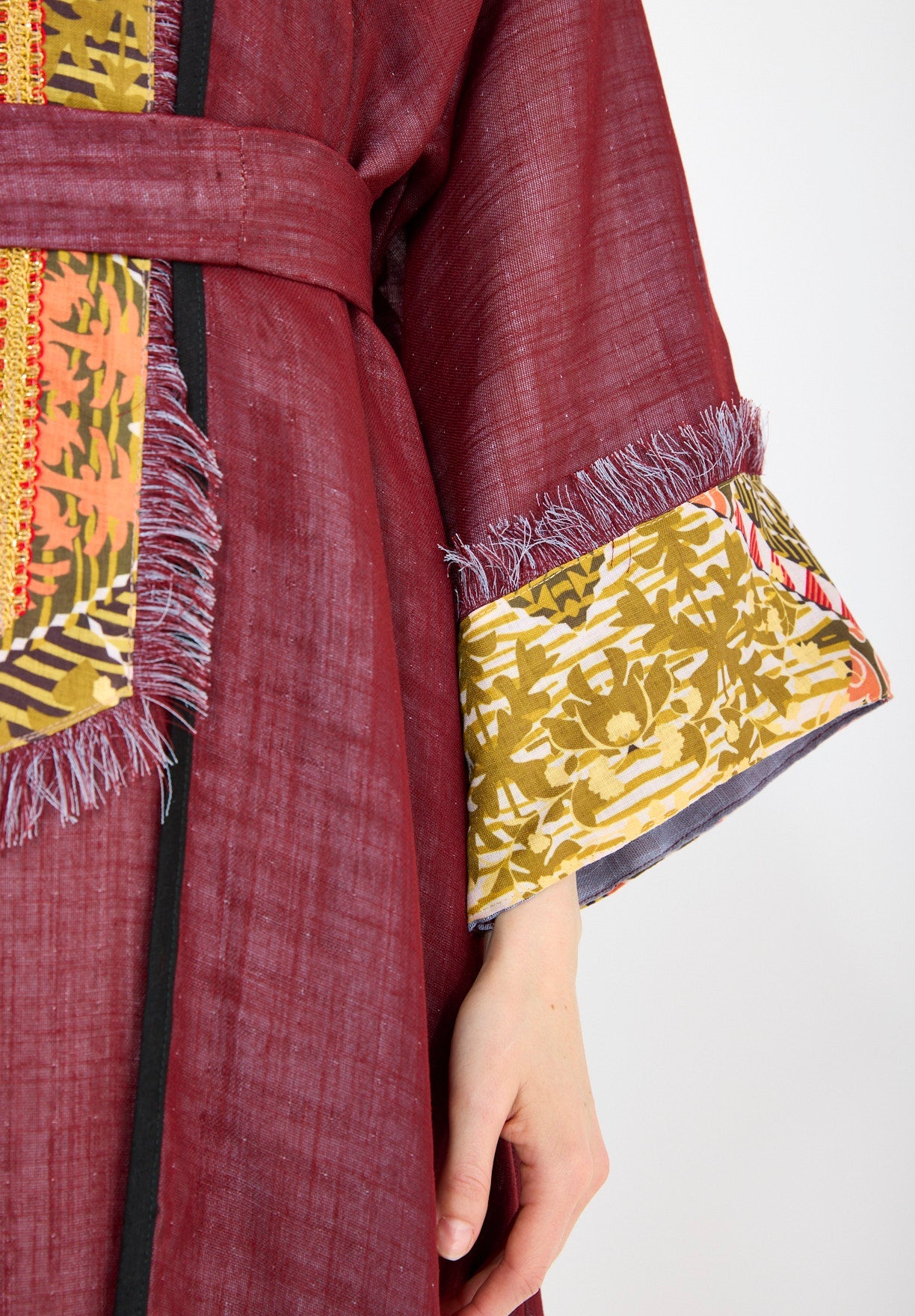 Contrast Fringe Embroidery Bisht & Dress Set