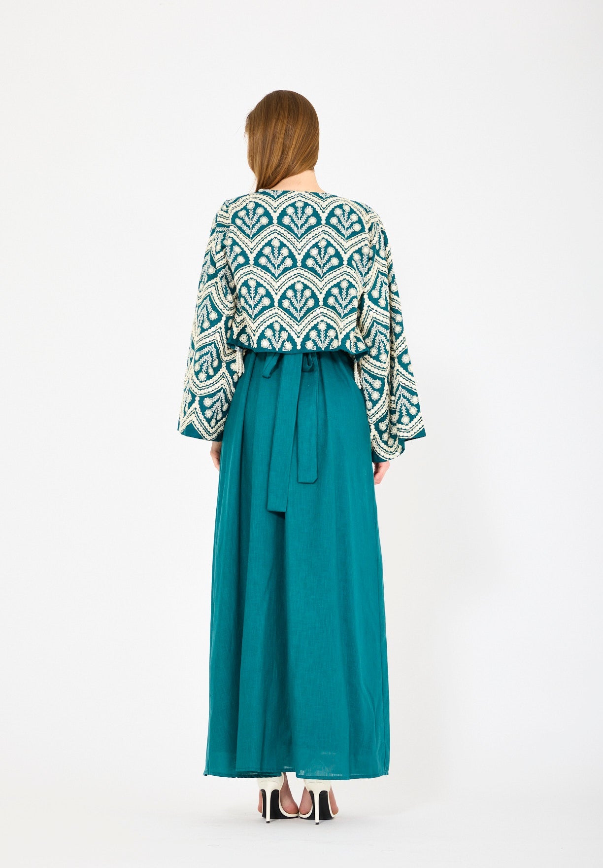 Cropped Fringe Embroidered Linen Jacket Set