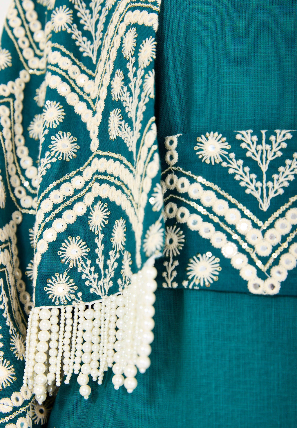 Cropped Fringe Embroidered Linen Jacket Set