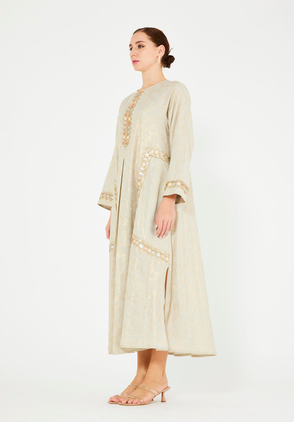 Mirror & Thread Embellished Foil Linen Jalabiya