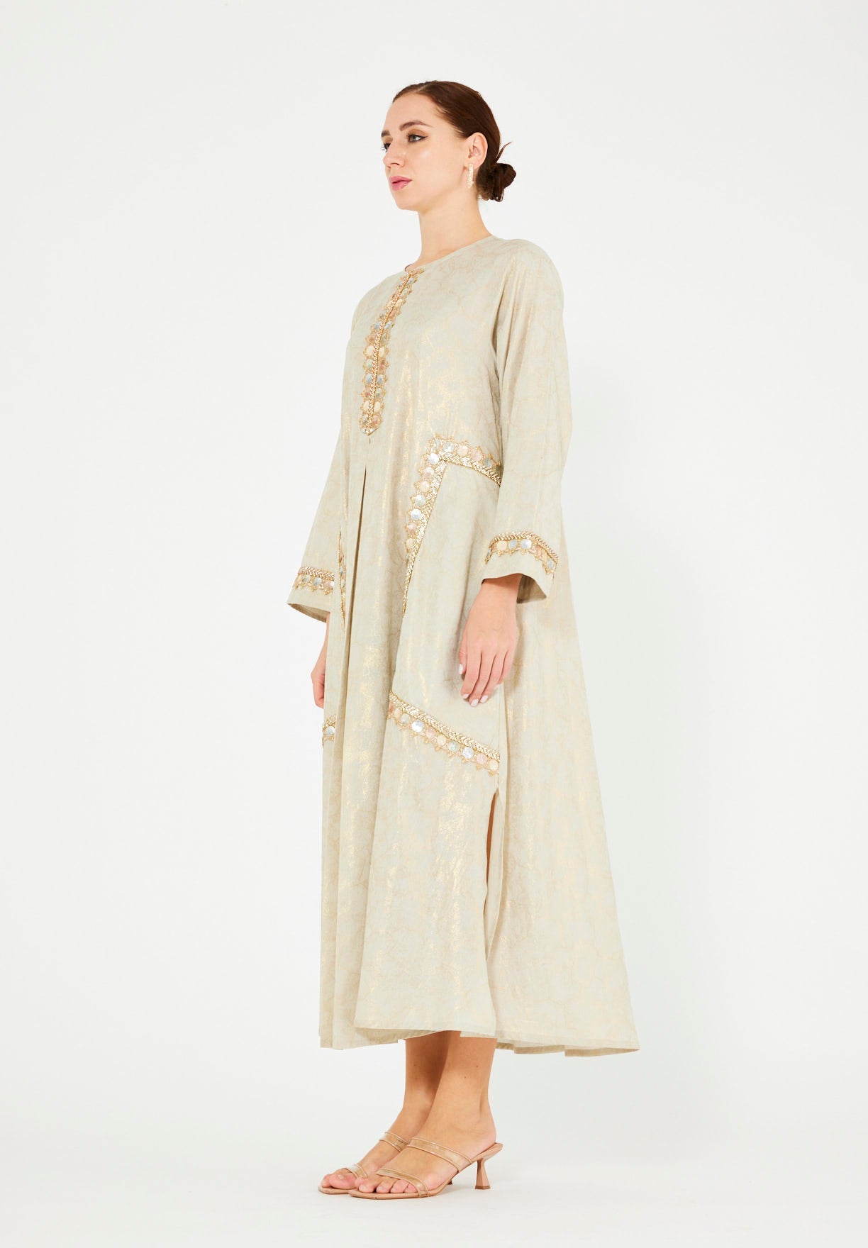 Mirror & Thread Embellished Foil Linen Jalabiya