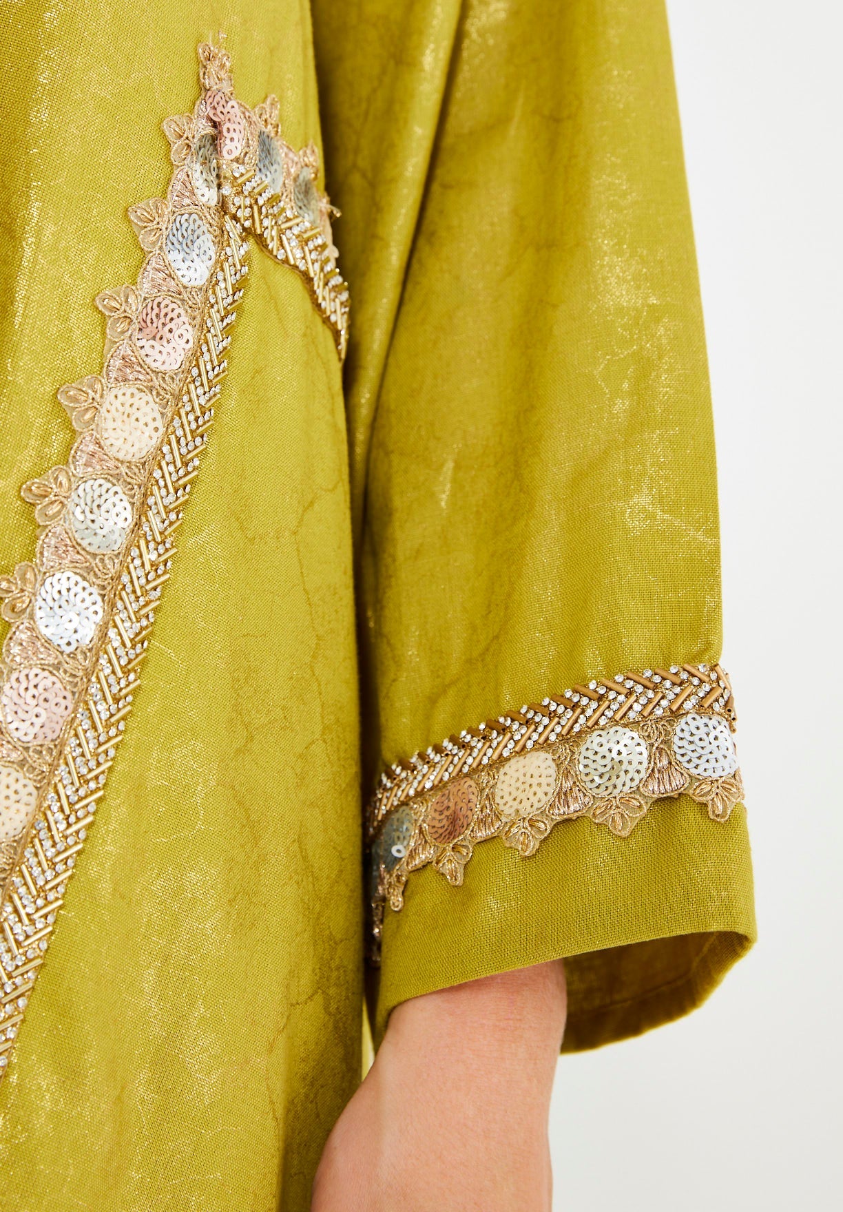 Mirror & Thread Embellished Foil Linen Jalabiya