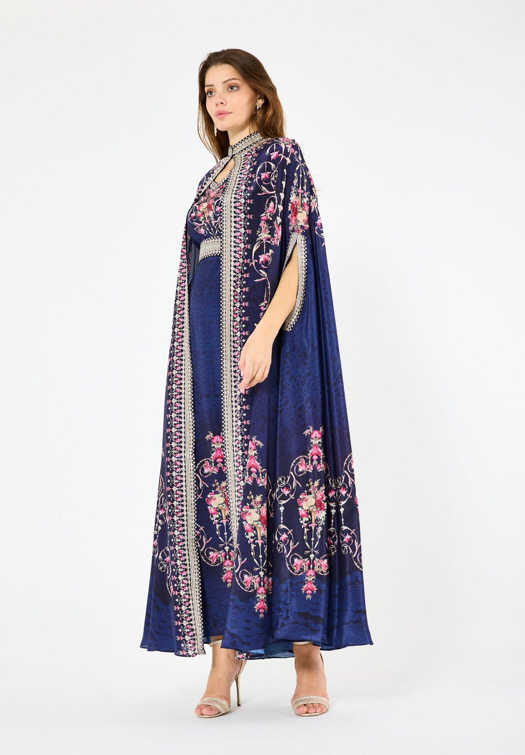 Art Nouveau Floral Print Bisht & Dress Set