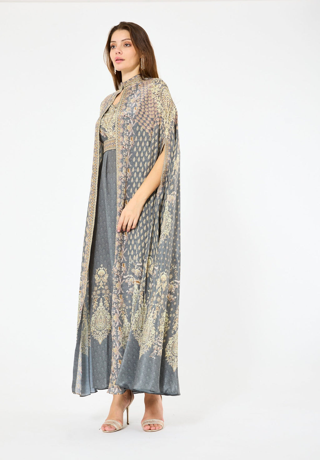 High Collar Bisht & V-Neck Dress Floral Print Set