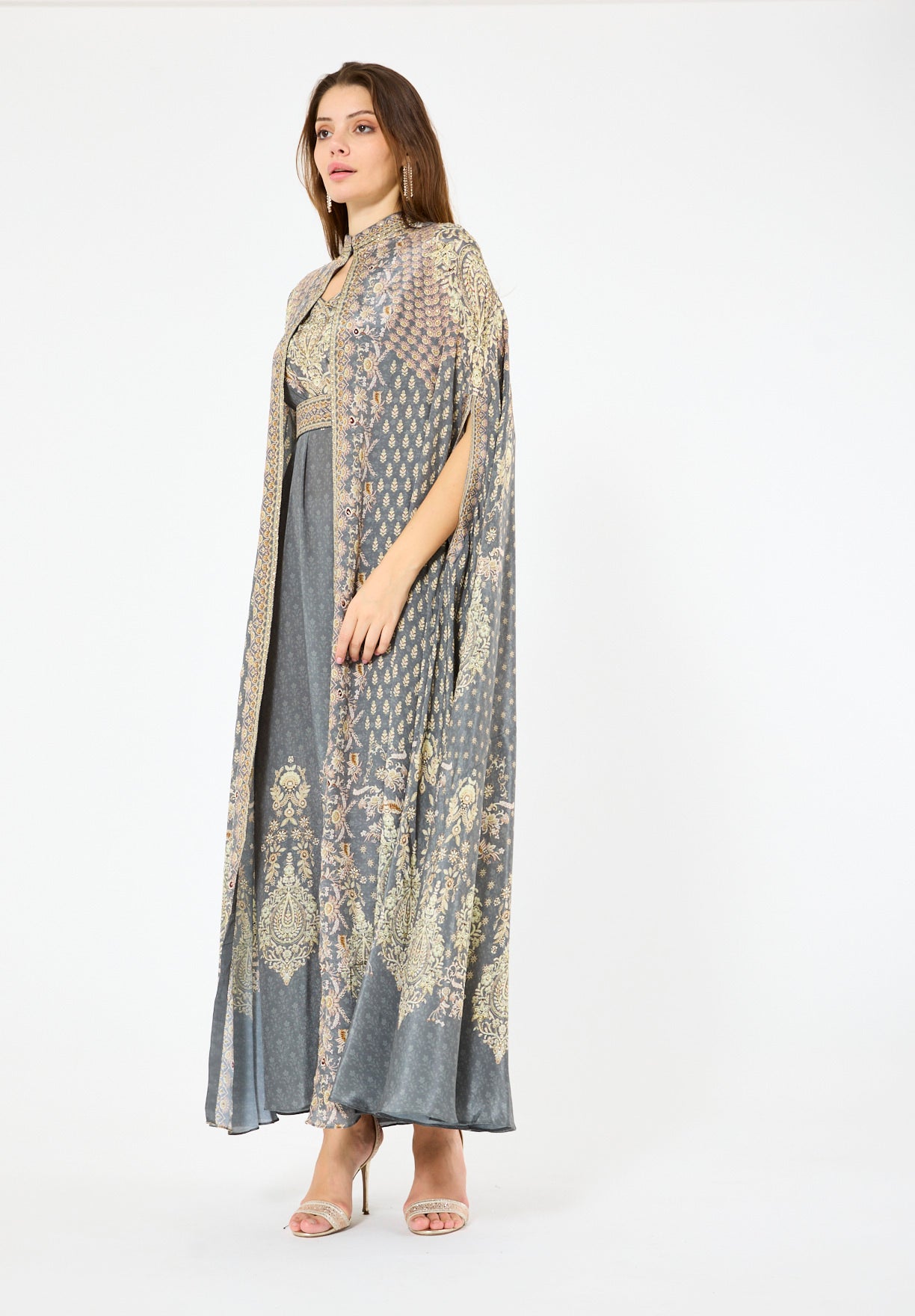 High Collar Bisht & V-Neck Dress Floral Print Set