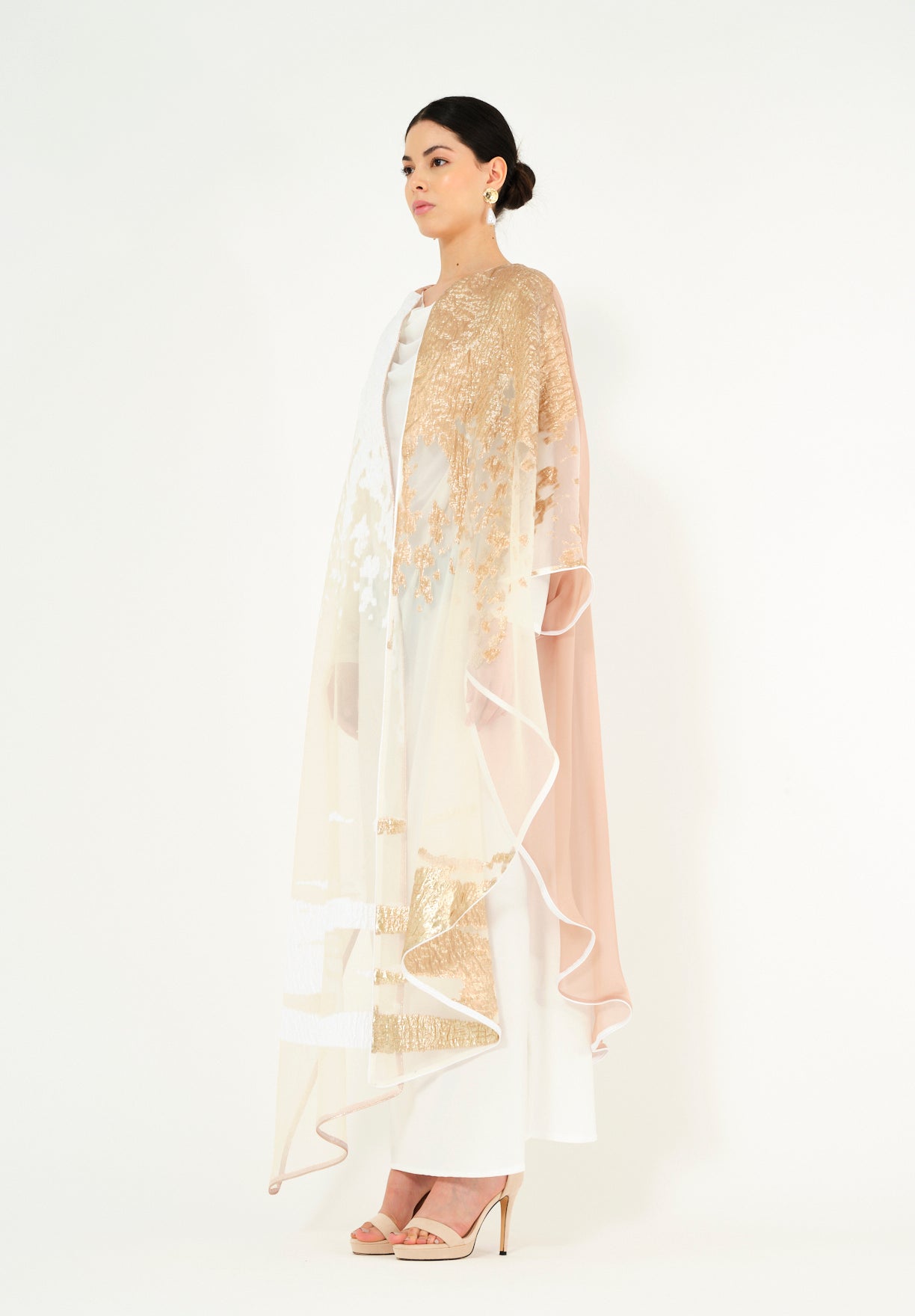 Asymmetrical Jaquard Jalabiya With V-Neckline And Kimono Sleeves
