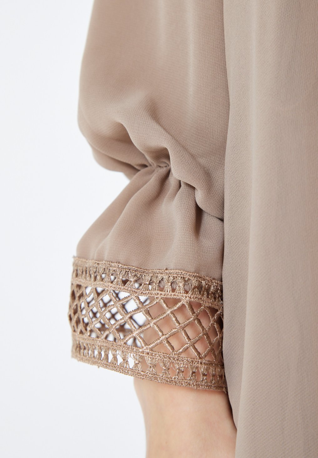 Simple And Elegant Chiffon Wrap Over Jalabiya With Round Neckline