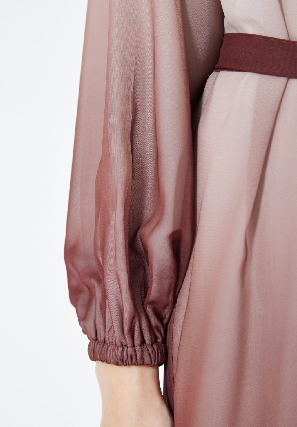 Double Shaded Printed Chiffon Jalabiya With Round Neckline And Long Puff Sleeves