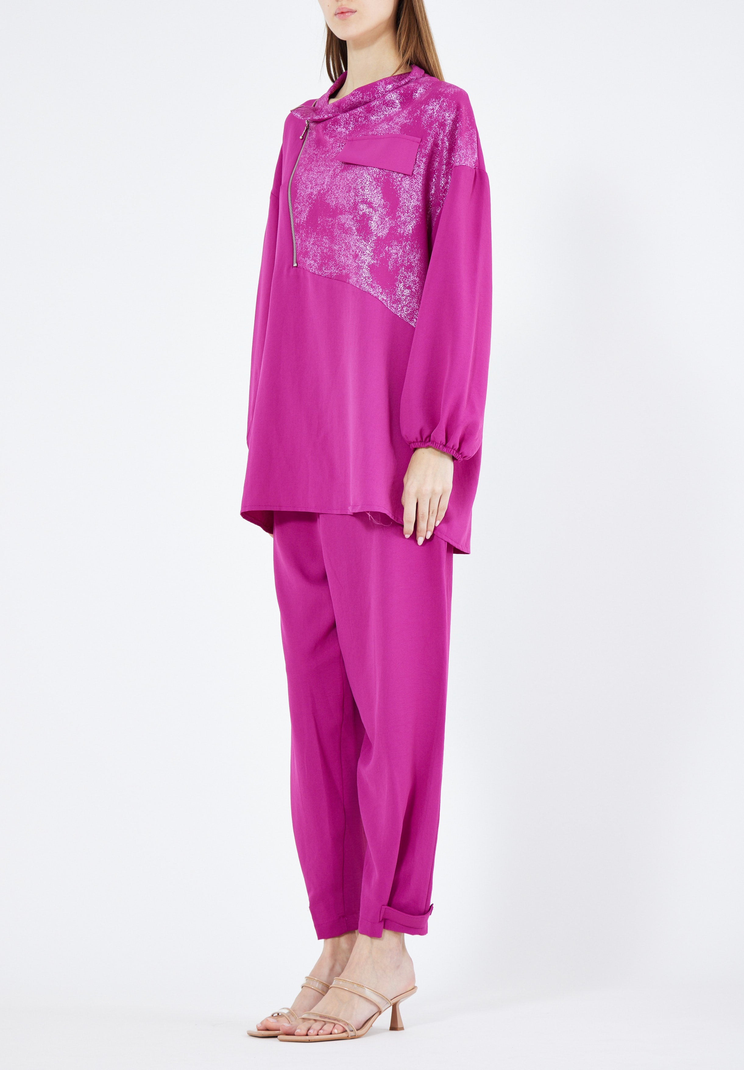 Stylish Applique Detailed Top With Loose fit pant