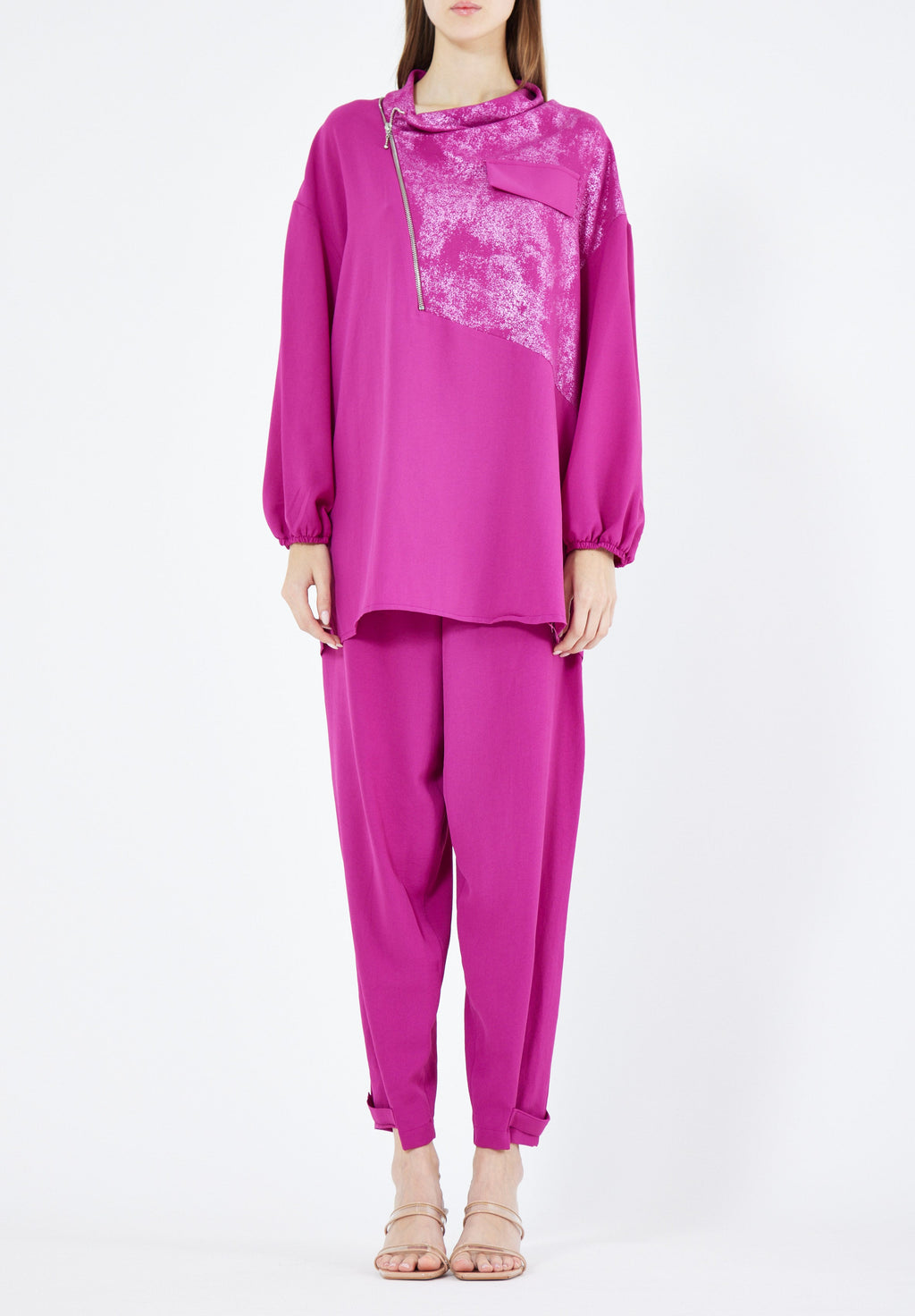 Stylish Applique Detailed Top With Loose fit pant