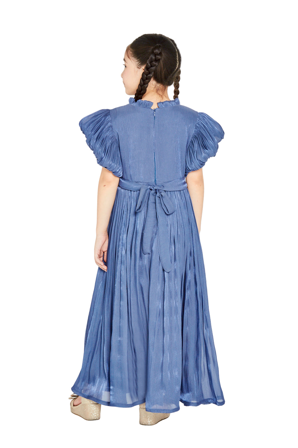 Ruffled Collar Pleated Buttoned Gown